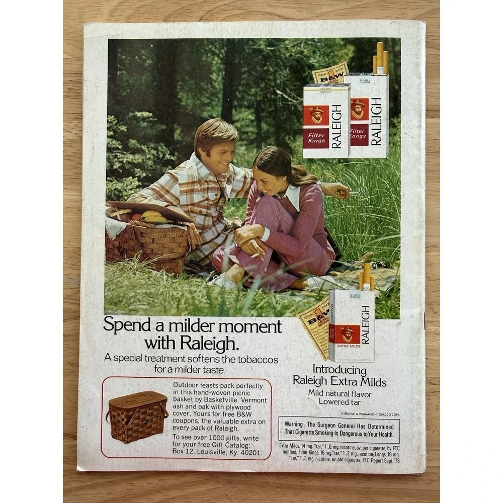 DECORATING & CRAFT IDEAS Magazine‎ May 1974 Sunbonnet Heirloom Necklace Folk Art